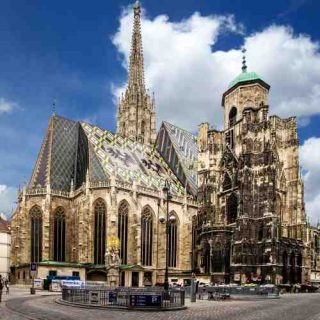 Besuch des Stephansdoms mit Katakomben